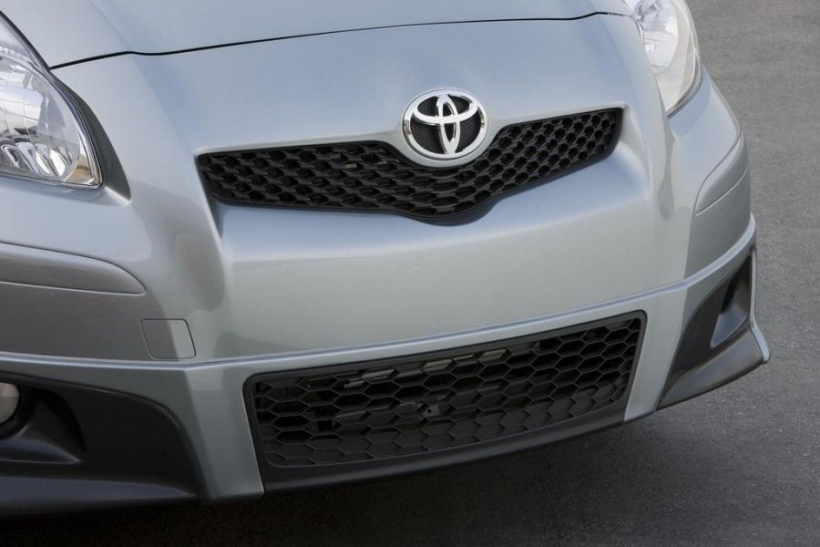  Toyota Yaris 2009 года  (фото 47 из 59)